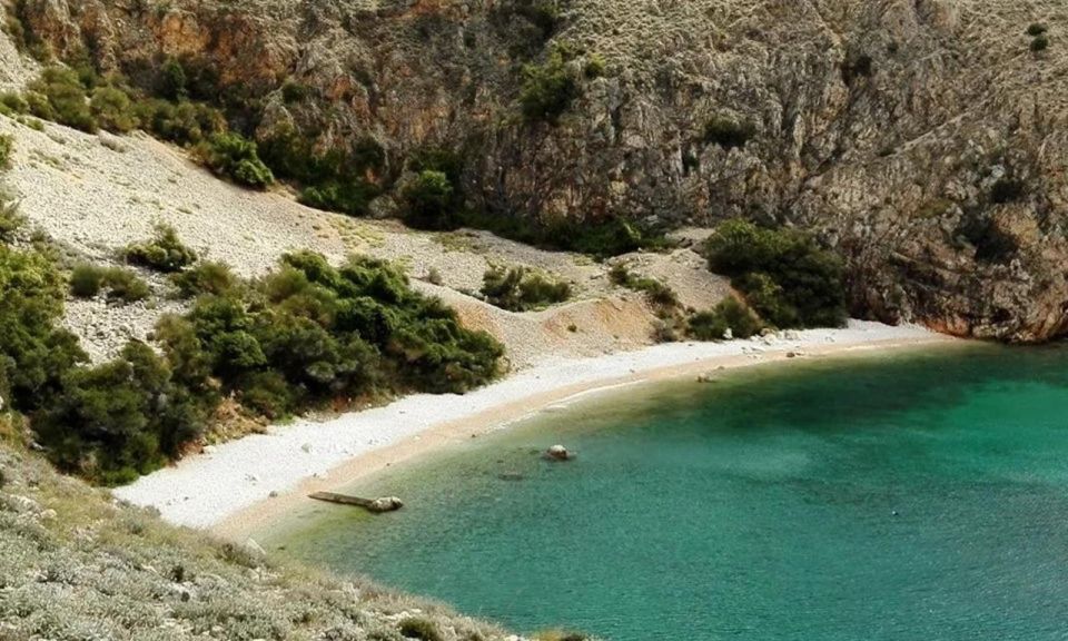 3,5h Wild Bays: Swim & Snorkel with Capt. Bobo (Public) - What to Expect During the Tour