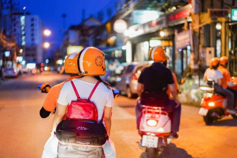 Chiang Mai : Discover Chiang Mais After Dark by Vespa Tour - Itinerary Highlights