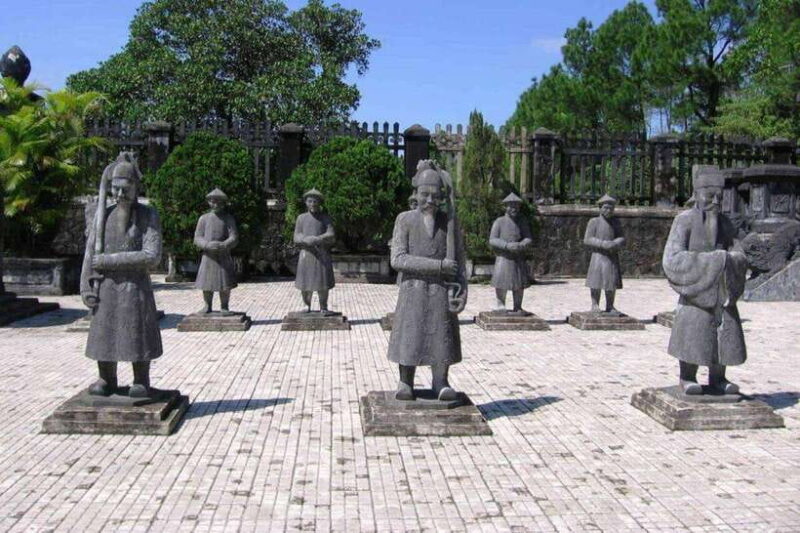 From Da Nang/Hoi An: Hue Imperial Tour W Tour Guide Pick up - Meal Options and Amenities