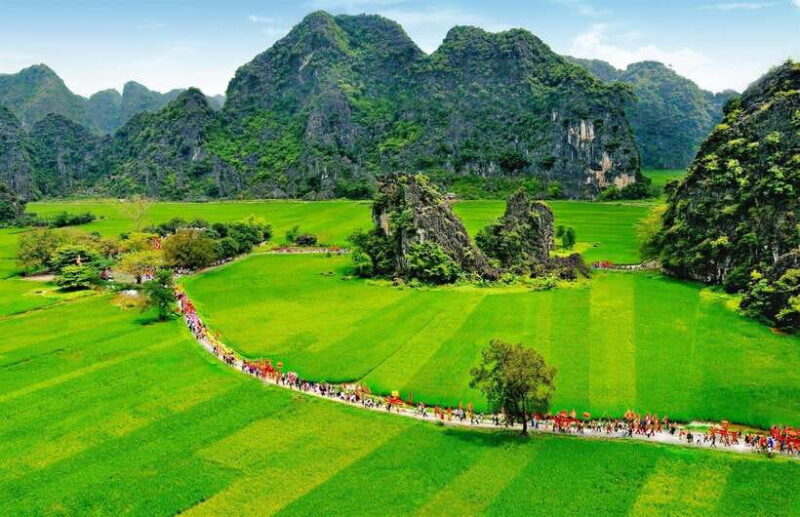 From Ha Noi: Bai Dinh Trang An Ninh Binh Tour Full Day Lunch - Overview of the Bai Dinh Trang An Ninh Binh Tour
