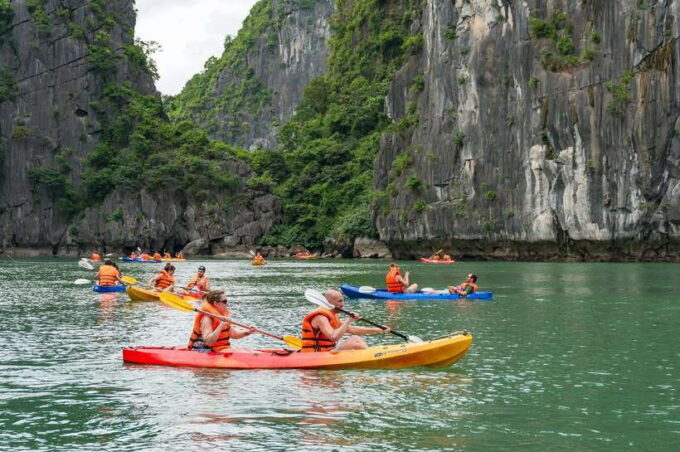 Ha Long Bay Luxury Day Cruise With Buffet Lunch - Booking and Cancellation Policy