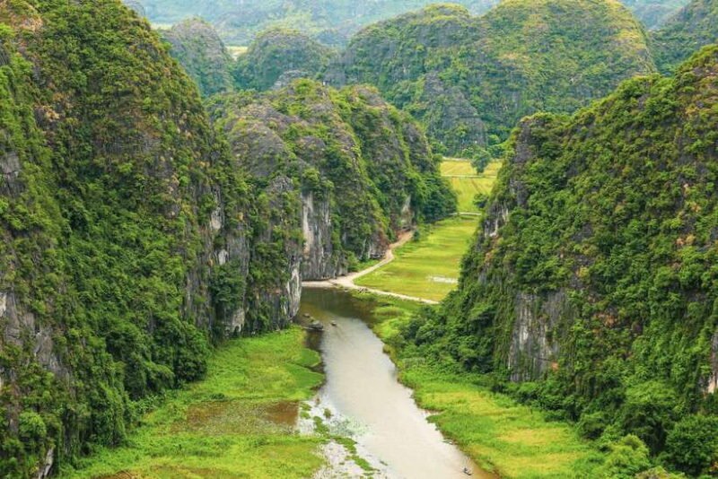 Ninh Binh Day Trip With Transfer, Lunch, Ticket and Cycle - Key Points