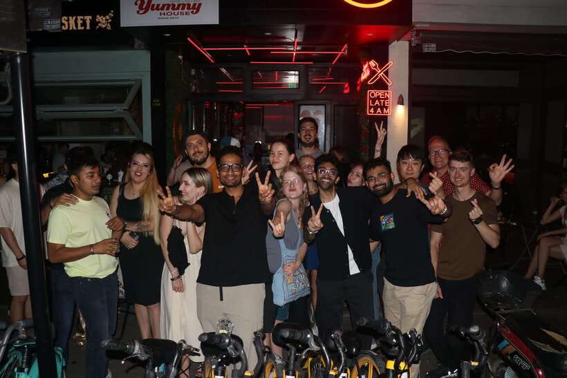 4-Hour Shanghai Pub Crawl (bars & nightclub hopping) - What Makes This Pub Crawl Stand Out?