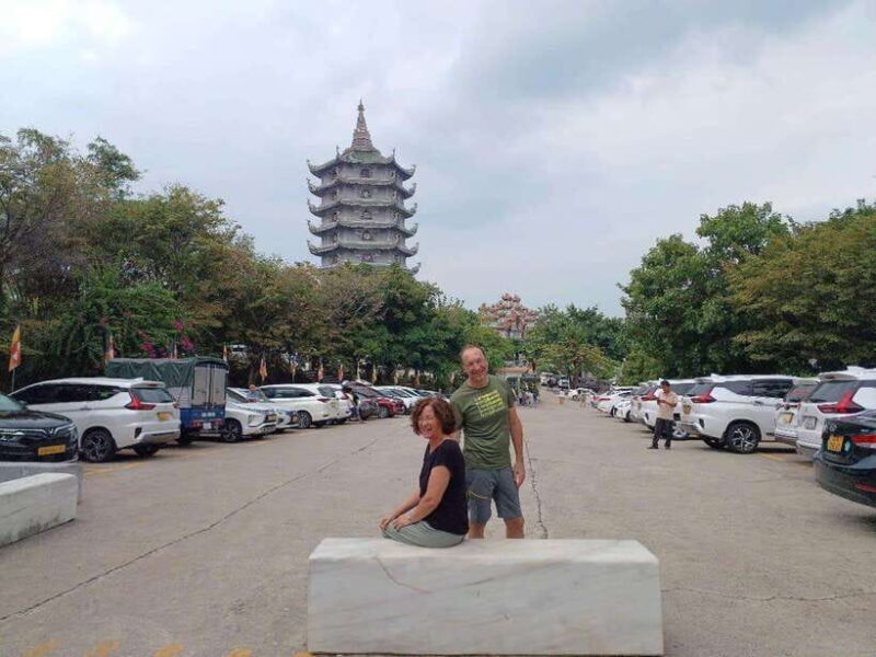 Hoi An: Golden Bridge, Lady Buddha and Marble Mountain Trip - Discovering Marble Mountains