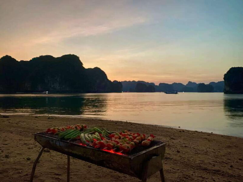 Lan Ha Bay Sunset,Evening Kayak Bioluminescent Plankton Trip - What to Expect During the Kayak Trip