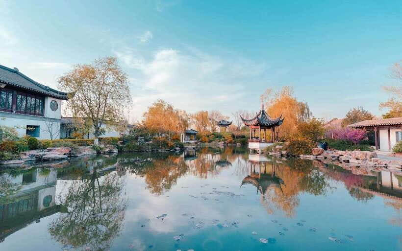 6-Day Shanghai, Suzhou & Hangzhou Iconic Sights Tour - Shanghai: A Modern Marvel with a Classic Touch