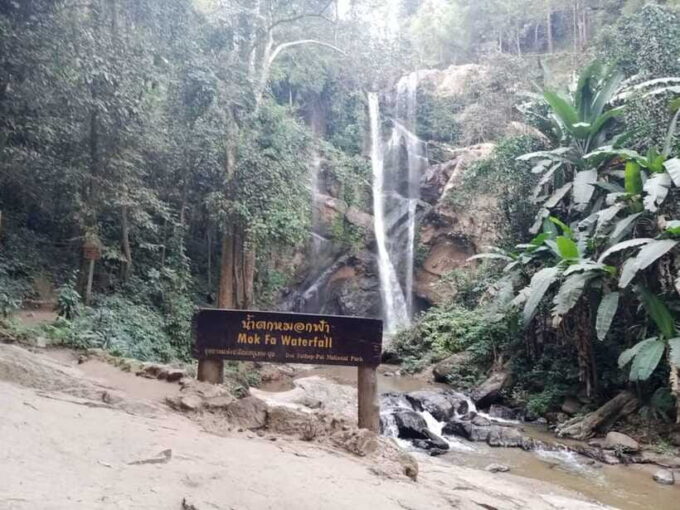 CHIANG MAI: 1DAY TREKKING MAE JOK (PRIVATE) - Cultural Exploration at Karen Village
