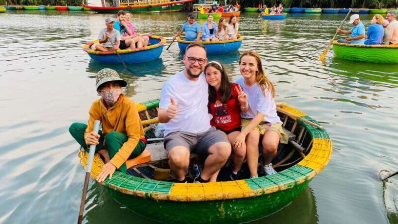 Explore Bay Mau Coconut Jungle & Hoi an Old Town With Dinner - Exploring Hoi An Old Town
