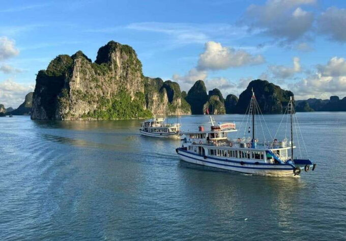 Explore Halong Bay Cruise With Lunch, Kayak, Thien Cung Cave - Important Recommendations for Travelers
