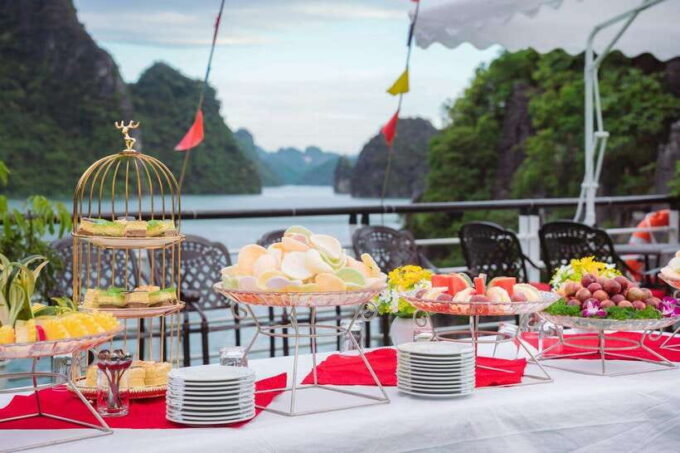From Hanoi: Ninh Binh Trang An Mua Cave and Bai Dinh Pagoda - What to Bring for the Trip