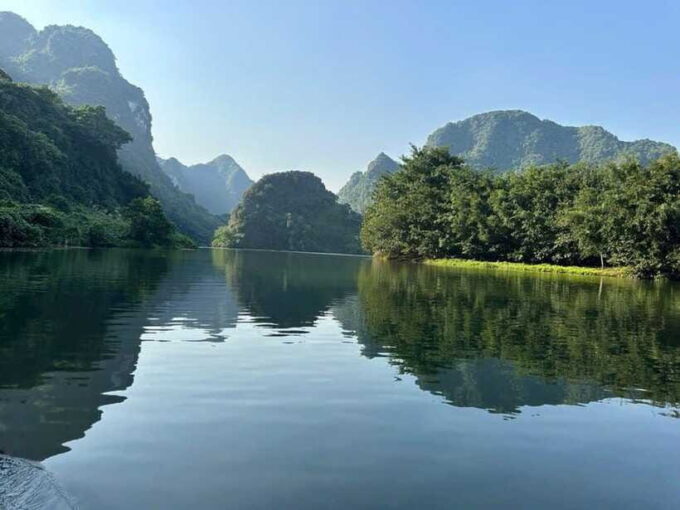 Hoa Lu - Trang an Boat Trip & Mua Cave Small Group Tour - Cycling Experience
