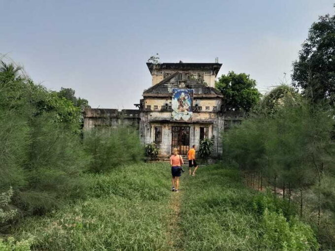 Hue: Private Transfer to Dong Hoi With Sightseeing Stops - Recommended Packing Tips
