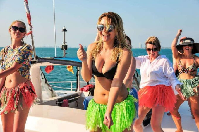 Pattaya: 3 Islands Day Tour on Catamaran With Buffet Lunch - Ideal Traveler Types for the Tour