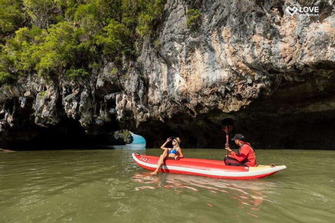 Phuket: Early-Bird James Bond, Hong, Naka Noi Boat Tour - Canoeing in Lod Cave