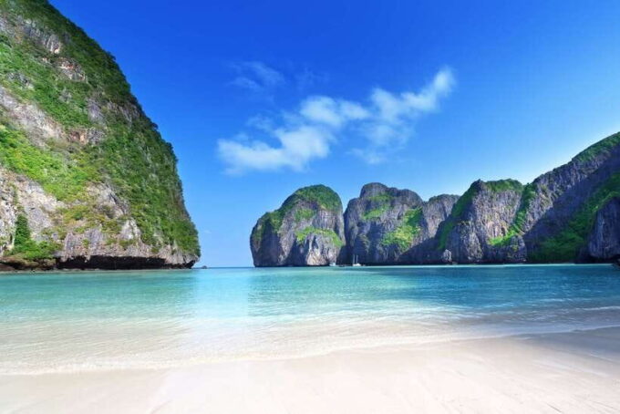 Phuket/Khao Lak: Snorkeling Trip to Phi Phi & Bamboo Islands - Getting to the Departure Point