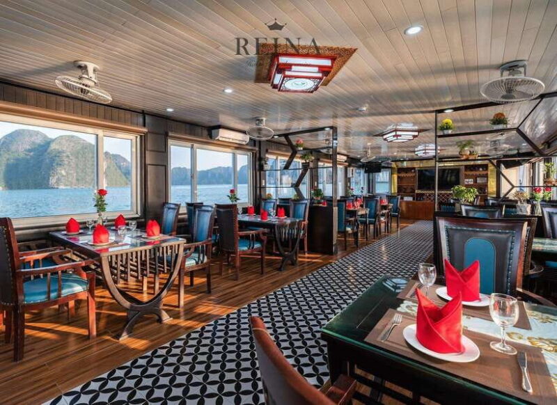 Small Deluxe Cruise in Halong Bay Day With Lunch and Sunset - Exciting Activities to Enjoy