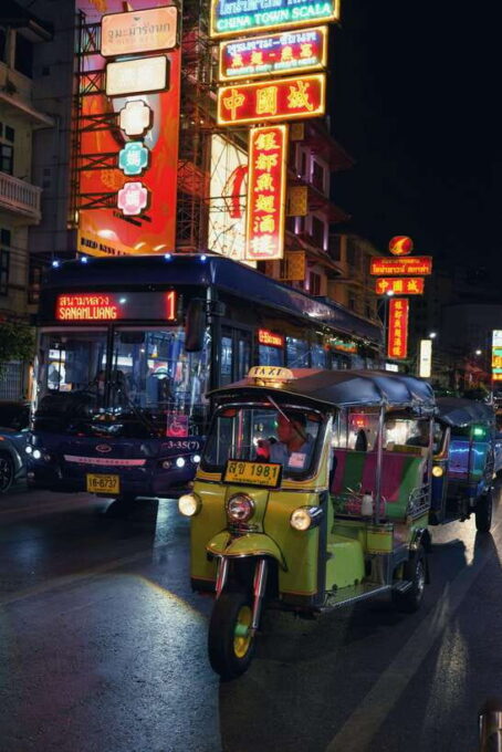 Bangkok: Private Tuk-Tuk Night Tour, River Boat & Eats - Customer Reviews