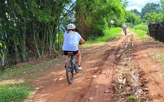 Chiang Mai: Sticky Waterfall, Lake Kayak and Cycling Tour - Learning About Thai Culture
