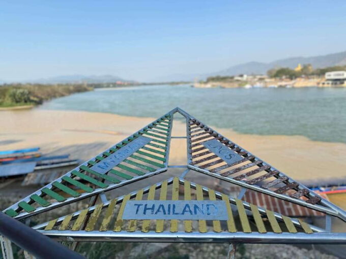 Chiang Rai: Golden Triangle & MaeKhong Private Boat Trip - Activities and Experiences