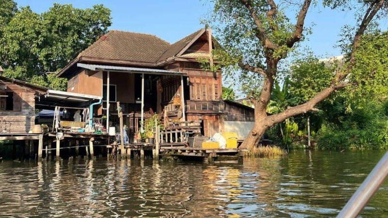2 Hours Private Bangkok Canal Boat Tour by Long-Tail Boat - Discover the Khlong Bang Luang Artist House