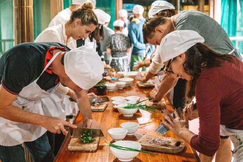 Countryside Biking -Farming -Market -Cooking Class In Hoi An - Cycling to Tra Que Vegetable Village