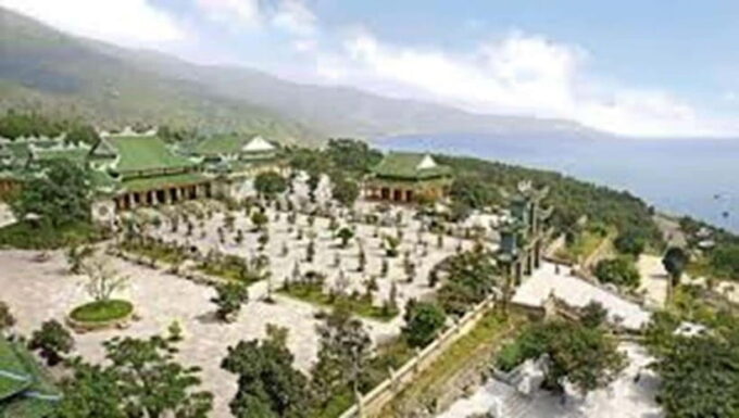 EXPLORE MONKEY MOUNTAIN - MARBLE MOUTAINS - HOI AN CITY PM - Shopping in Hoi An
