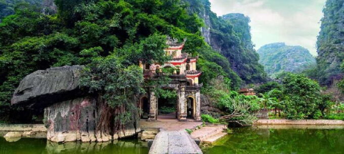 From Hanoi: Full-day Visit Hoa Lu, Tam Coc & Mua Cave - Frequently Asked Questions