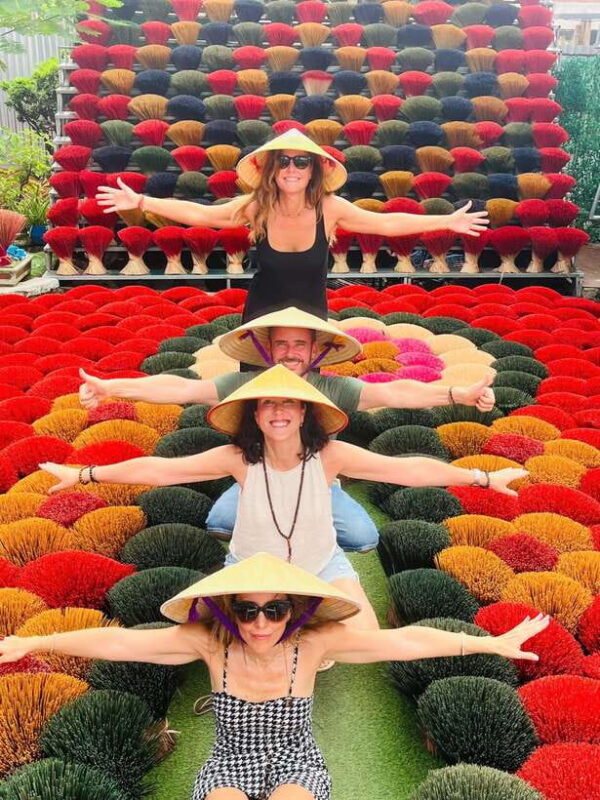 Hanoi: Incense, Hat Making & Lacquer Artisan Villages - Included in the Tour