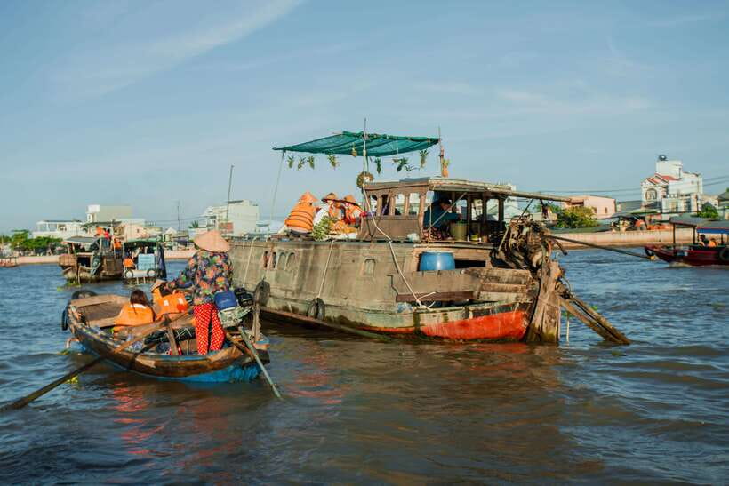Heritage Floating Market Tour and Fruit Garden