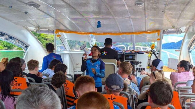 Khao Lak: Premium Tour to Surin Islands With Snorkel & Lunch - Exploring Chong Khad Channel