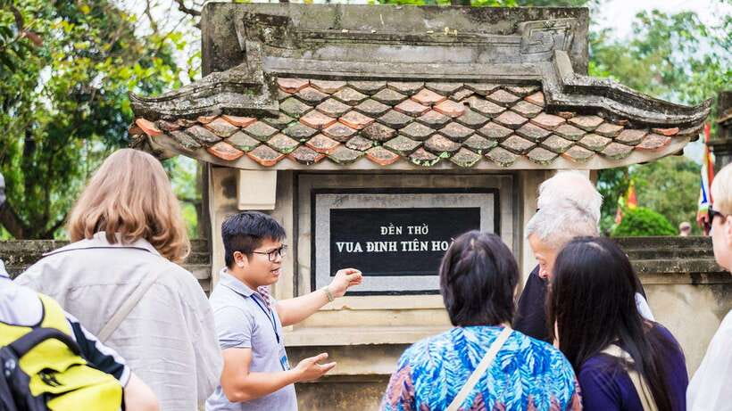 Ninh Binh: Hoa Lu, Trang an & Mua Cave Day Tour From Ha Noi