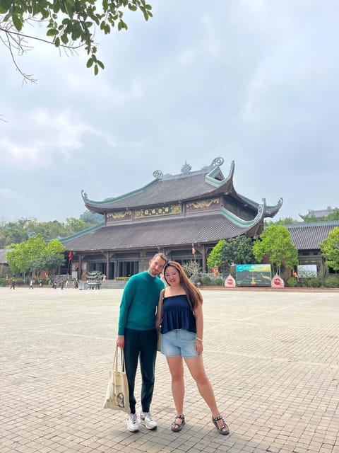 Ninh Binh Tour: Hoa Lu - Tam Coc/Trang An - Mua Cave - Cultural Cycling Experience