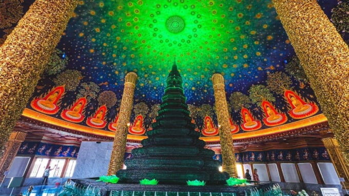 2 Hours Private Bangkok Canal Boat Tour by Long-Tail Boat - Cultural Traditions and Experiences