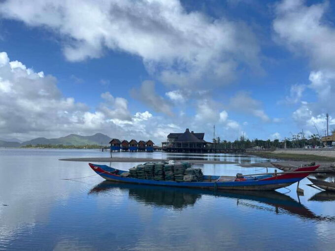 Hoi an Private Car to Hue via Hai Van Pass and Sightseeing - Relaxing at Lap An Lagoon