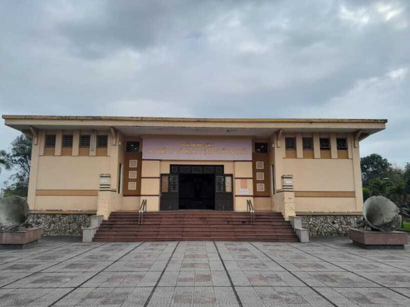 Hue: DMZ Half-Day by Private Car With Vinh Moc Tunnels - Significance of the Ben Hai River