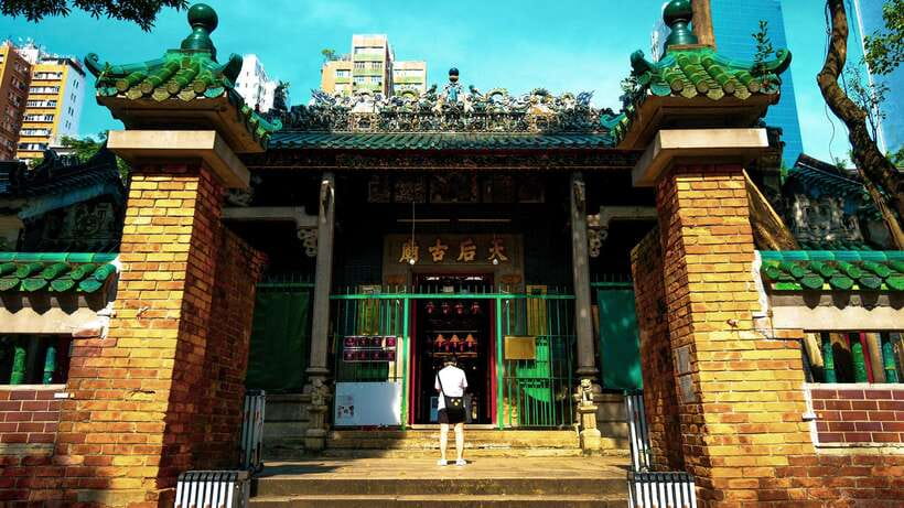 A Day in the life of a Hong Konger Tip Based Walking Tour - What’s Included & What’s Not