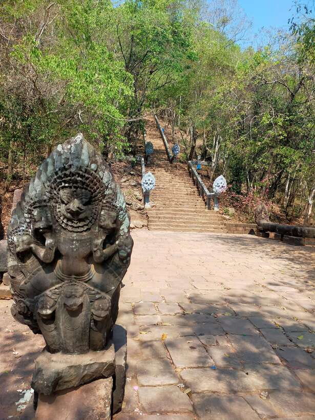 A Day TukTuk Bambootrain, Banan, Killing & Bat Caves, Sunset - Who Will Enjoy This Tour?
