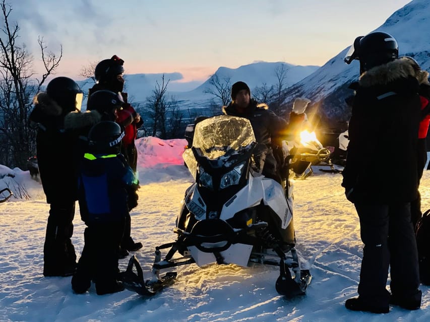 Abisko/Björkliden: Panorama Snowmobile Tour with Snacks - An In-Depth Look at the Tour