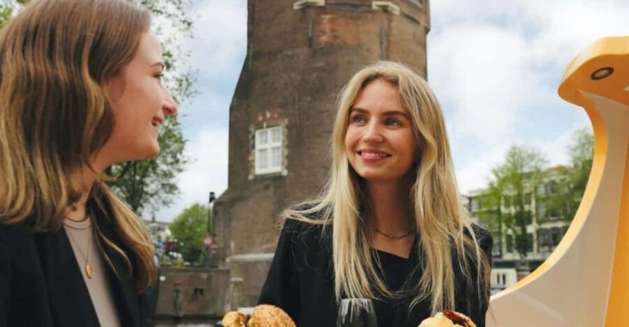 Amsterdam canal cruise with culinary burger or cheese & wine - The Sum Up