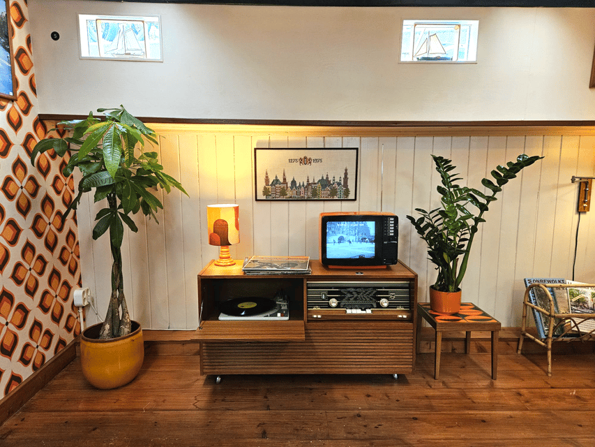 Amsterdam: Houseboat Museum Entry Ticket - Exploring the Houseboat Museum in Depth