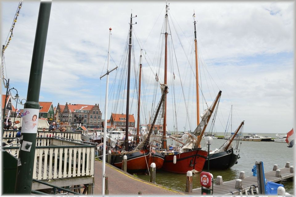 Amsterdam: Keukenhof & Zaanse Schans Windmills Private Tour - What’s Included and What’s Not