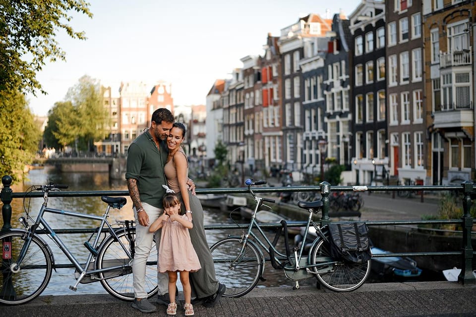 Amsterdam: Private Photoshoot in iconic locations - What’s Included and How It Works