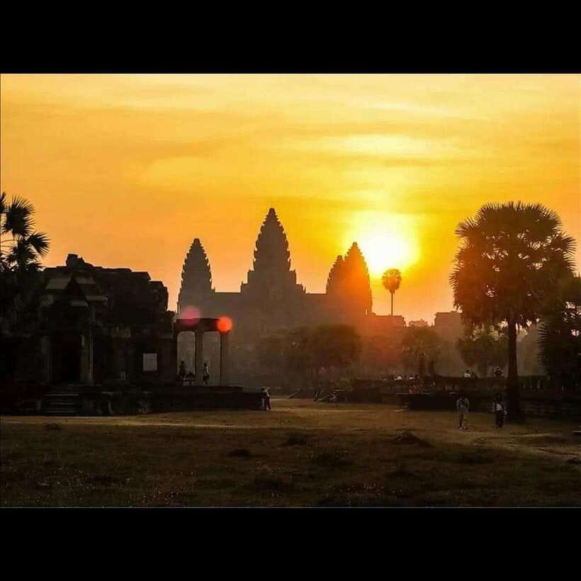 Angkor Wat: Sunrise Jeep Tour with Handicraft Center Visit - The Experience: A Deep Dive