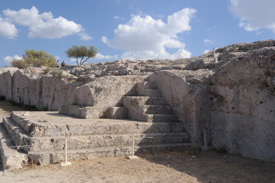 Athens: Ancient Salamis Naval Battle Highlights Tour - Transportation and Group Size