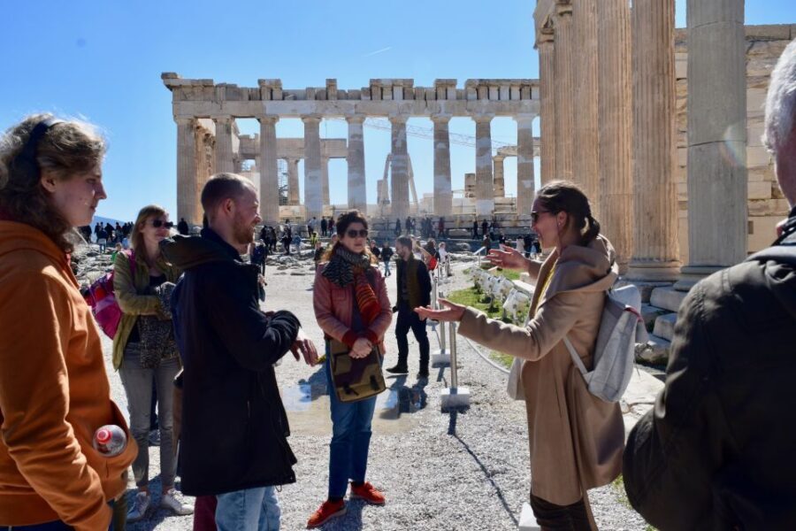 Athens: The Acropolis Guided Walking Tour in Dutch - An In-Depth Look at the Tour Experience