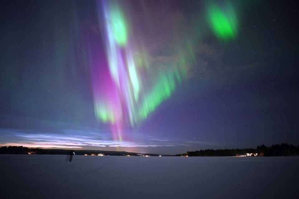 Aurora tour with Unlimited Mileage - Professional camera - An In-Depth Look at the Aurora Tour Experience