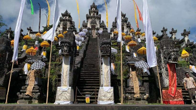Bali: Lempuyang Temple, Tirta Gangga, and Temesi Waterfall - The Practicalities: What’s Included and What to Know