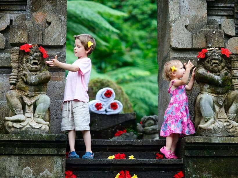 Bali: Professional photoshoot at Pengelipuran bamboo forest. - Who This Experience Is Best For