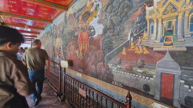 Bangkok: Grand Palace, Wat Arun & Giant Buddha Iconic Tour - Experience and Activities