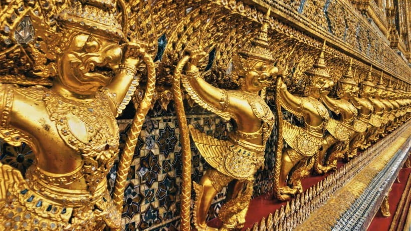 Bangkok: Grand Palace, Wat Phra Kaew, and Wat Trimit Tour - Itinerary and Highlights